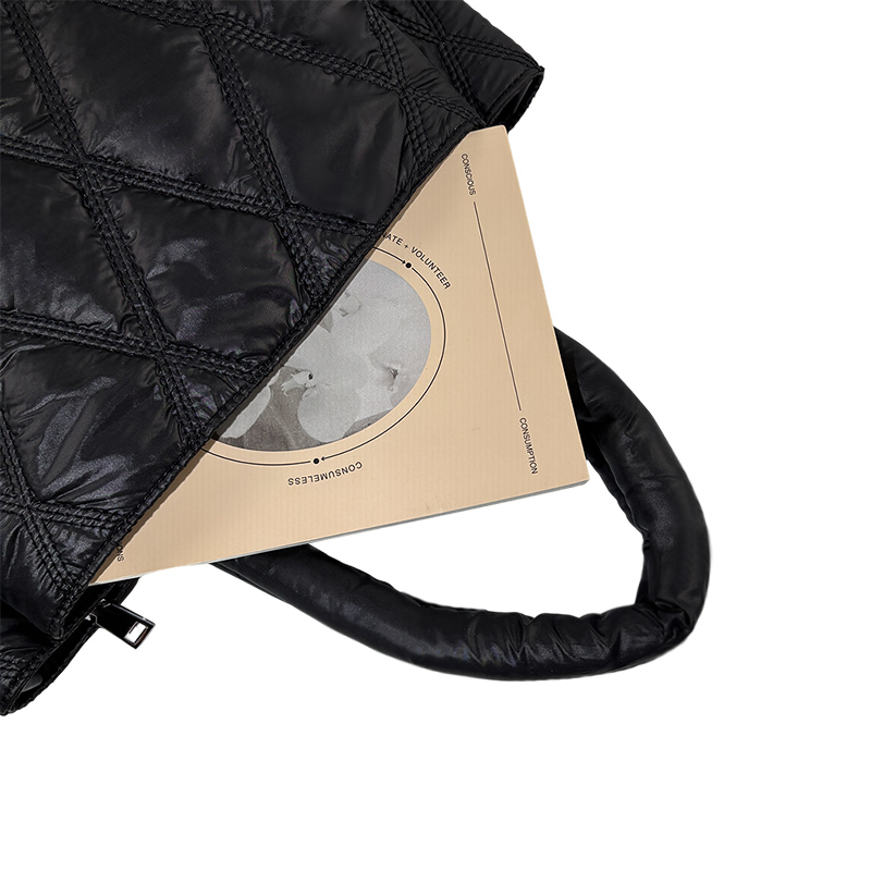 modern tote bags